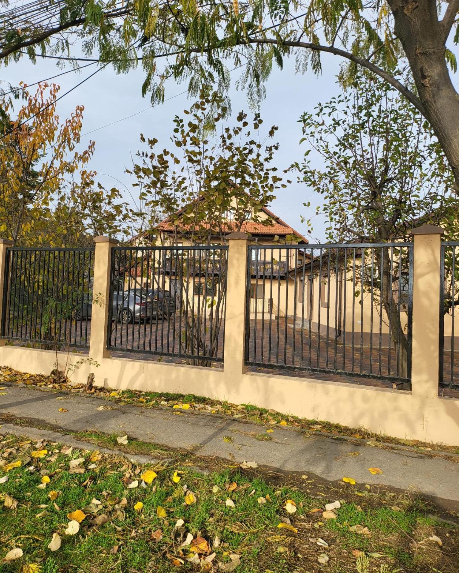 Adac Boutique Hotel Pantelimon Екстериор снимка